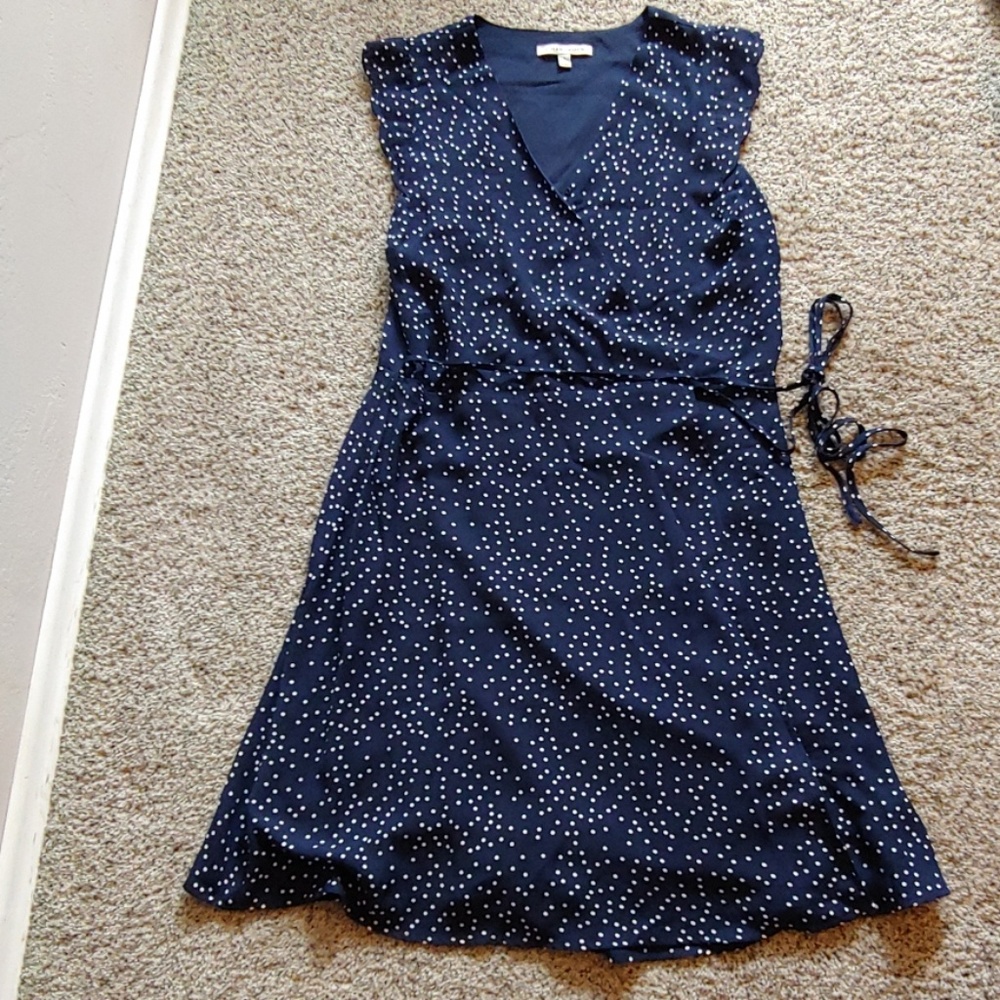 NWOT 41 Hawthorne Wrap dress Sz L